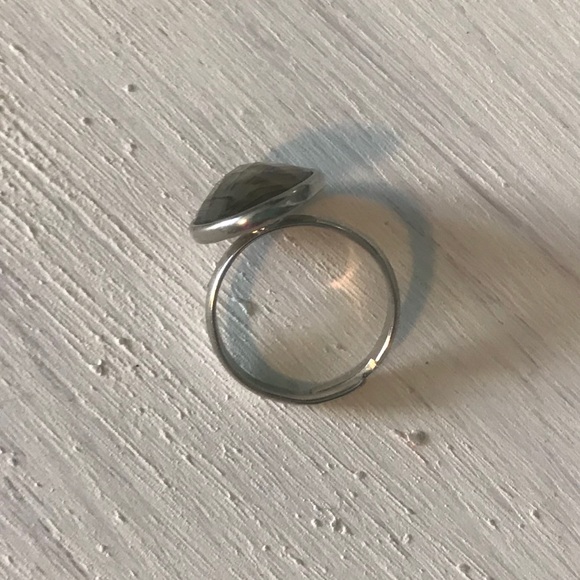 Ring - Picture 3 of 3